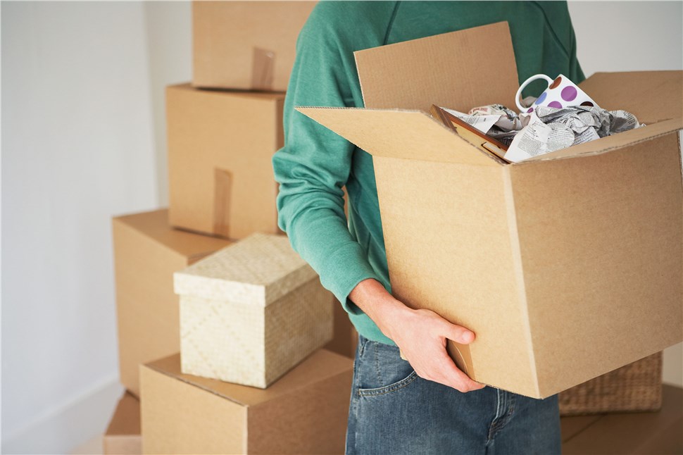 claim 15 free moving boxes