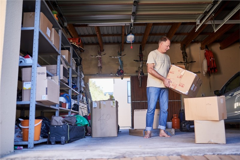 Useful Tips for Moving Your Upstate NY Garage