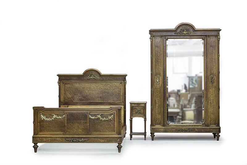 Top Strategies for Moving Antique Furniture
